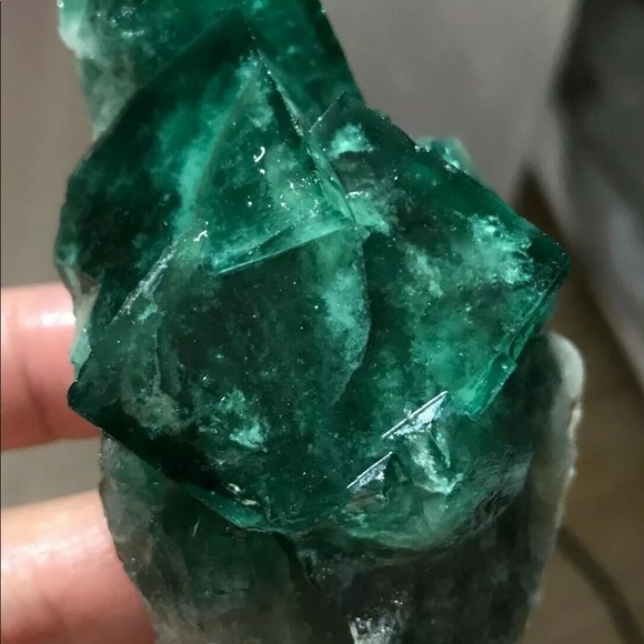 Dark cubed green fluorite ✨Reiki✨ charged specimen - Picture 3 of 8